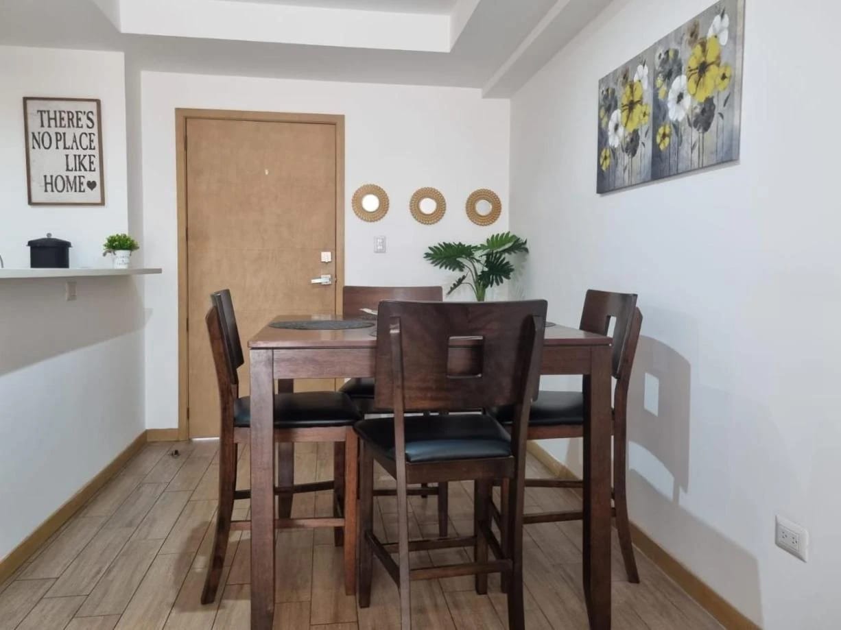 Apartamento Amueblado en Venta Zona 10 cod. CA36515 — Apartamento en Venta en Zona 10, Guatemala, Ciudad — foto 3 de 11