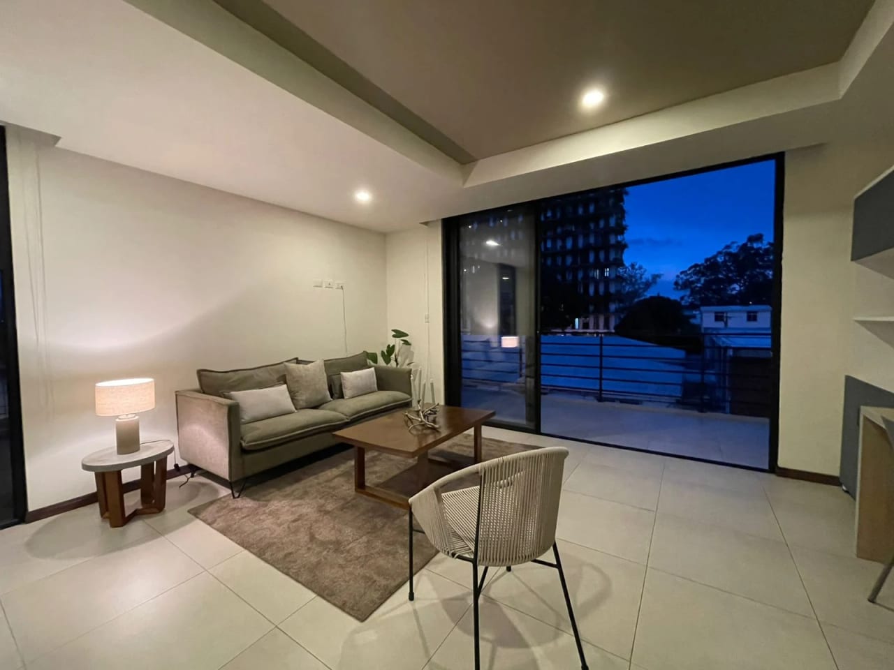 Apartamento Amueblado en Renta Zona 10 cod.CA36524 — Apartamento en Alquiler en Zona 10, Guatemala, Ciudad — foto 9 de 9
