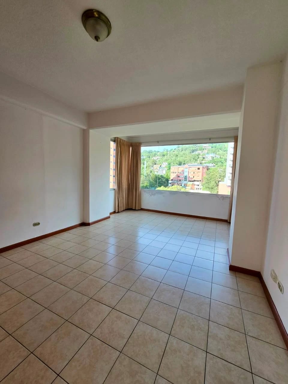 Apartamento en Renta Zona 15 cod.CA36533 — Apartamento en Alquiler en Zona 15, Guatemala, Ciudad — foto 3 de 6
