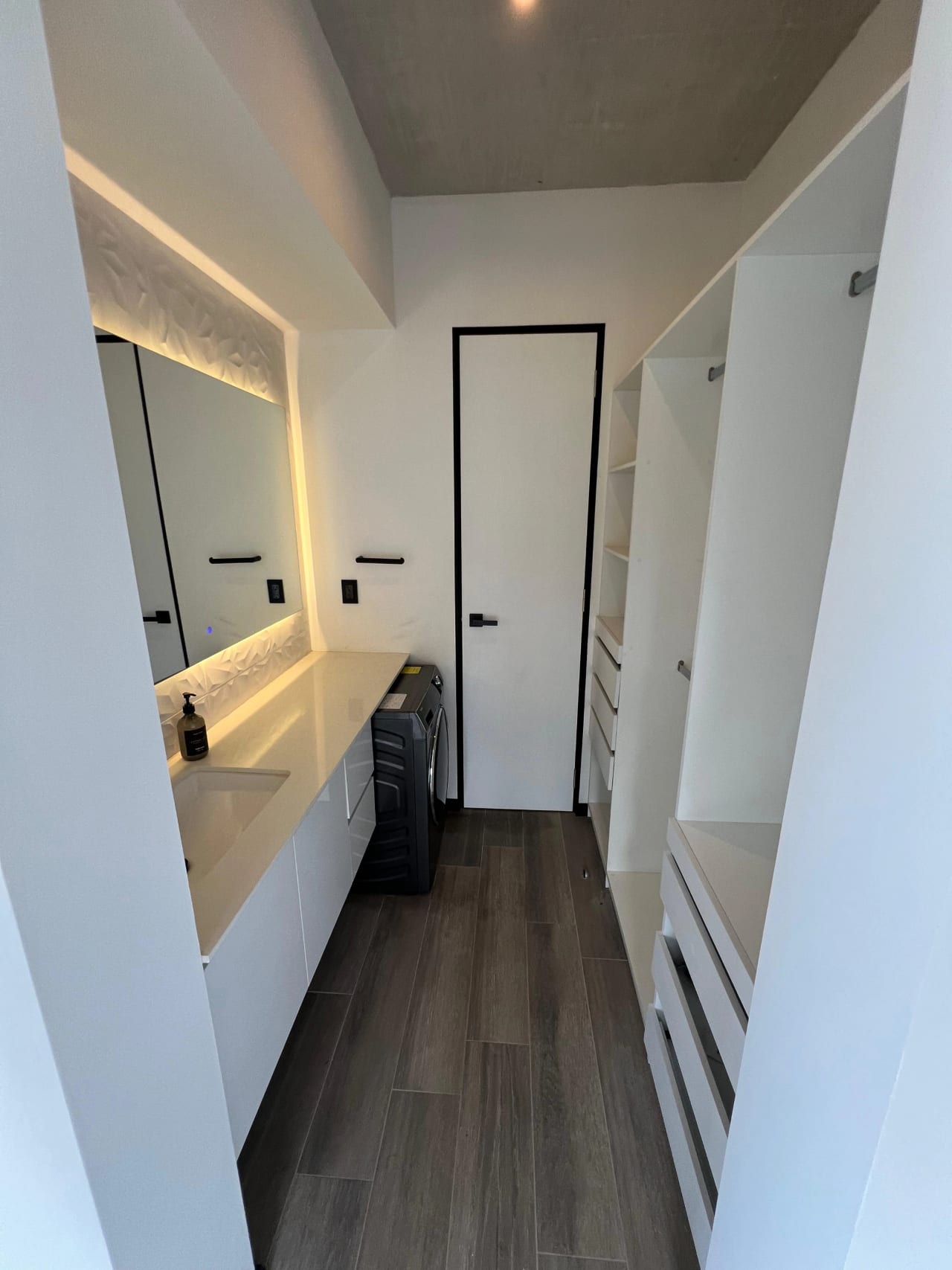 Apartamento en Renta Zona 15 COD.DA36551 — Apartamento en Alquiler en Zona 15, Guatemala, Ciudad — foto 9 de 15