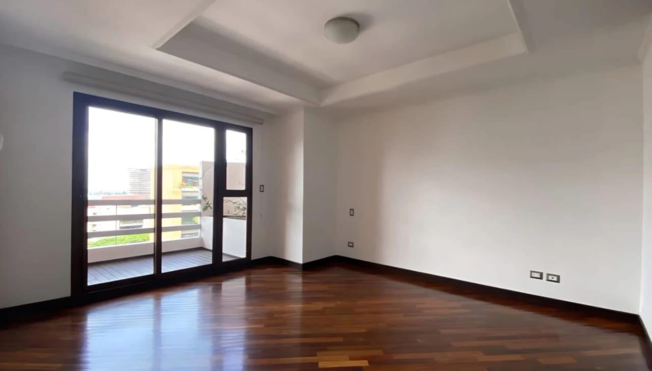 Apartamento en Renta Zona 10 cod.CA36634 — Apartamento en Alquiler en Zona 10, Guatemala, Ciudad — foto 2 de 8