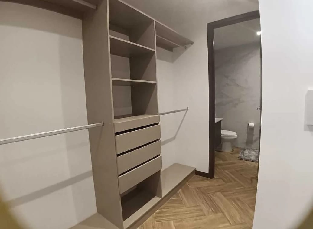 Apartamento Amueblado en Venta Zona 10 cod.CA36645 — Apartamento en Venta en Zona 10, Guatemala, Ciudad — foto 5 de 17