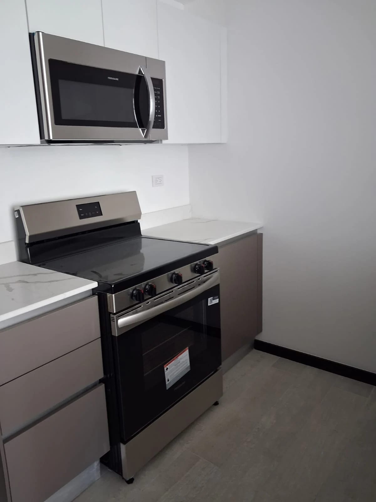 Apartamento Amueblado en Renta Zona 13 cod.DA36855 — Apartamento en Alquiler en Zona 13, Guatemala, Ciudad — foto 2 de 9