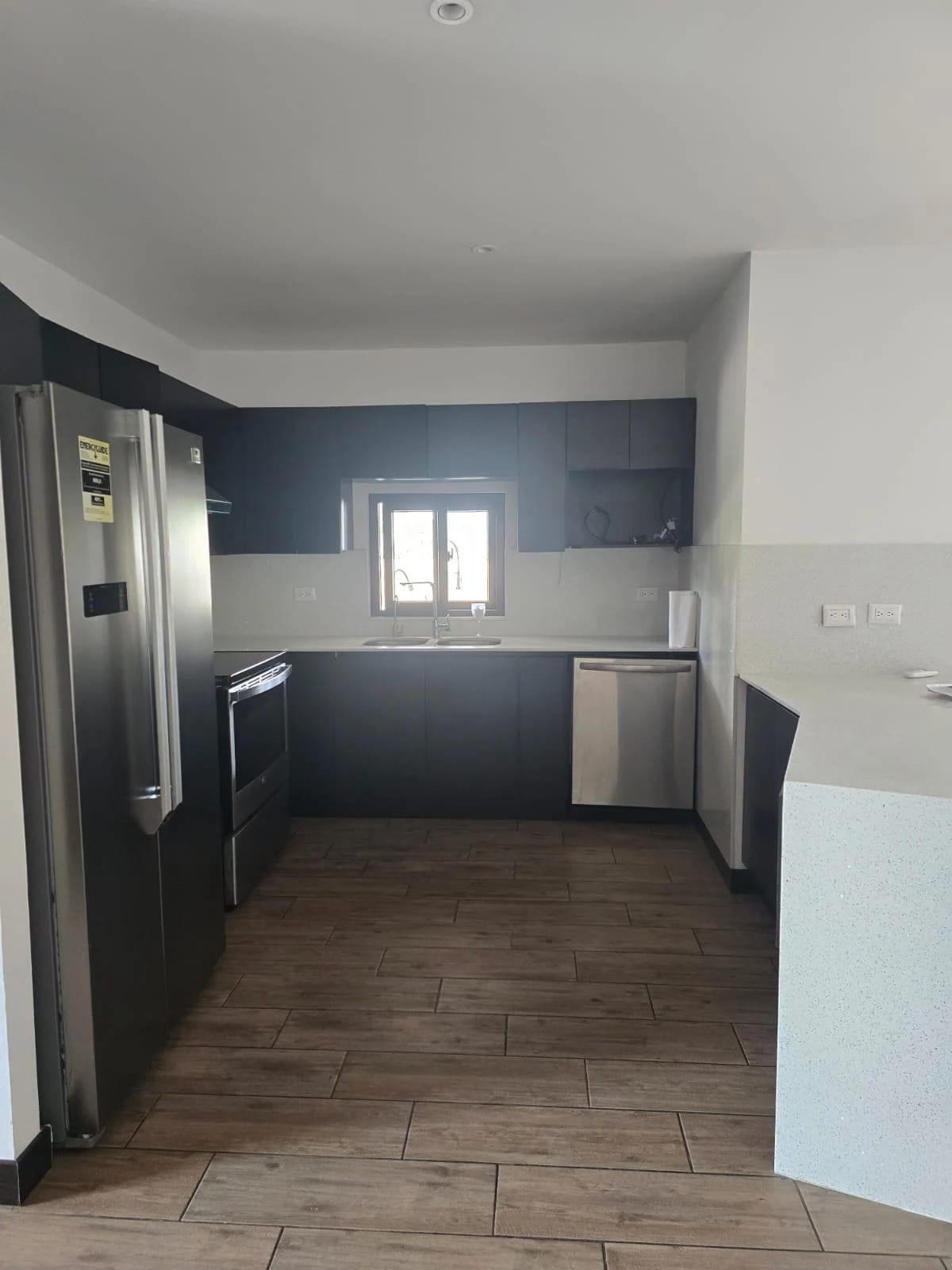 Apartamento en Renta Zona 10 COD. CA36861 — Apartamento en Alquiler en Zona 10, Guatemala, Ciudad — foto 4 de 8