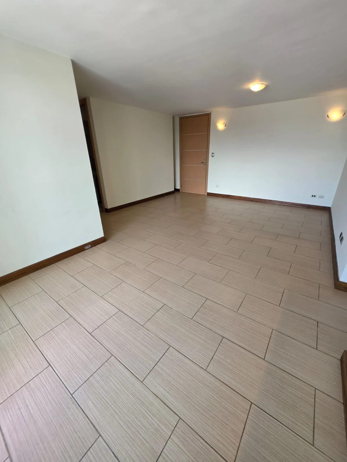 Apartamento en Renta Zona 14 codigo.DA36929 — Apartamento en Alquiler en Zona 14, Guatemala, Ciudad — foto 4 de 17