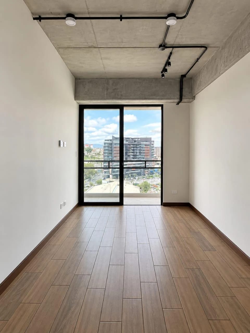 Apartamento en Renta Zona 4 cod. CA37061 — Apartamento en Alquiler en Zona 4, Guatemala, Ciudad — foto 1 de 12