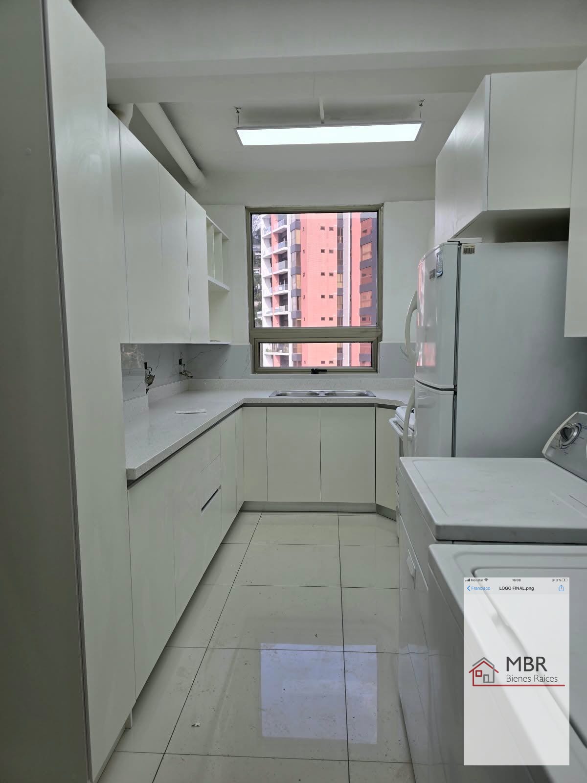 Amplio apartamento en renta zona 15, sector San Lázaro. — Apartamento en Alquiler en Zona 15, Guatemala, Ciudad — foto 4 de 14