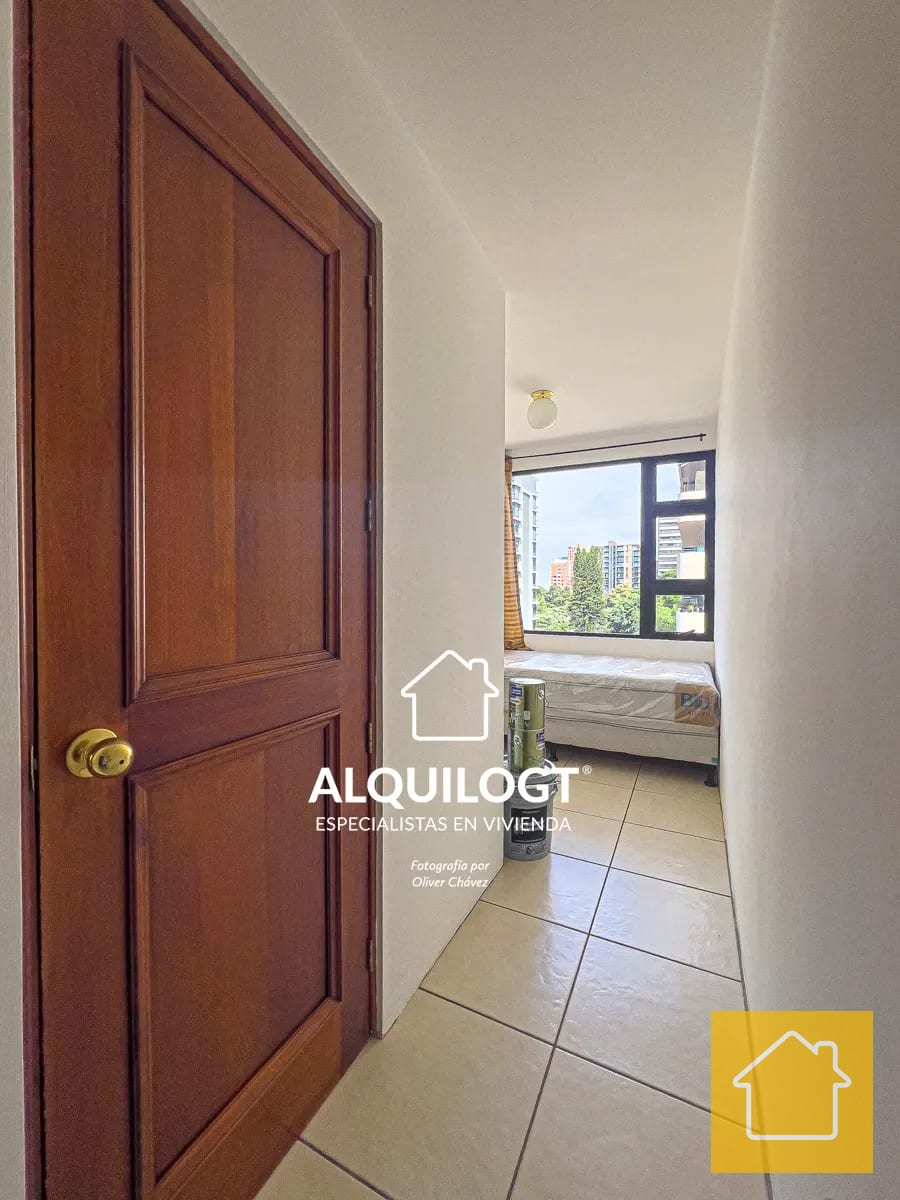 Apartamento Amueblado Cerca de los Próceres y Diagonal 6 — Apartamento en Alquiler en Altos de Santa Clara, Zona 10, Guatemala, Ciudad — foto 16 de 17