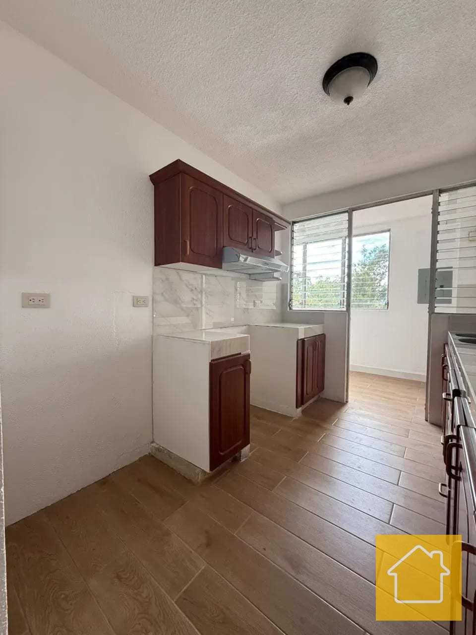 Amplio Apartamento en Balcones de las Charcas Remodelado AGT2996 — Apartamento en Alquiler en Balcones de Las Charcas, Zona 11, Guatemala, Ciudad — foto 4 de 17