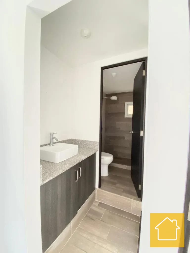 Apartamento Villa Granada 2 a Solo 10 Min de la 20 Calle — Apartamento en Alquiler en Villas Granada Premier 2, Santa Catarina Pinula, Guatemala, Ciudad — foto 9 de 17
