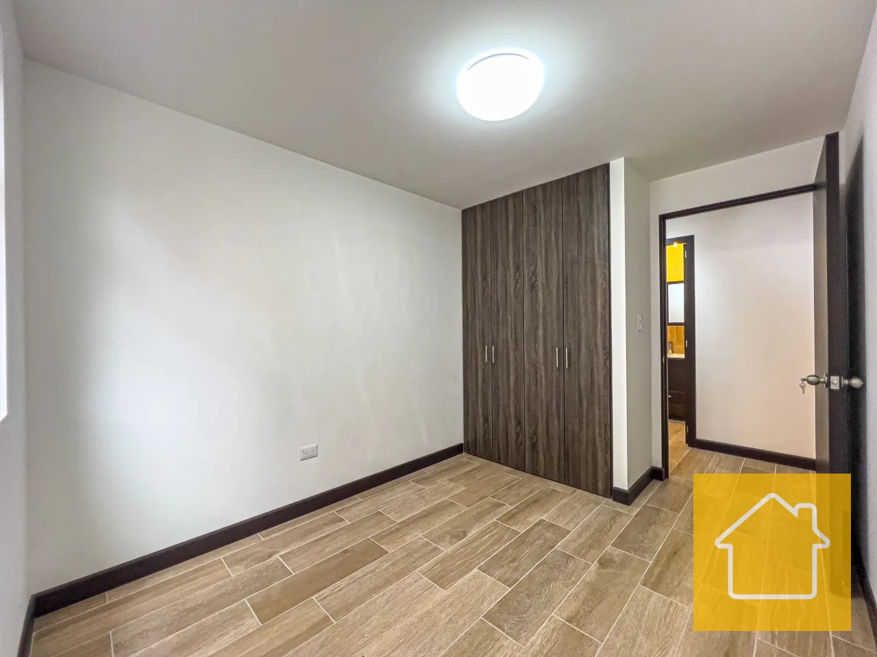 Apto Disponible en Petápolis Zona 12 Cerca de la Usac Renta Inmediata — Apartamento en Alquiler en Petápolis, Zona 12, Guatemala, Ciudad — foto 12 de 17
