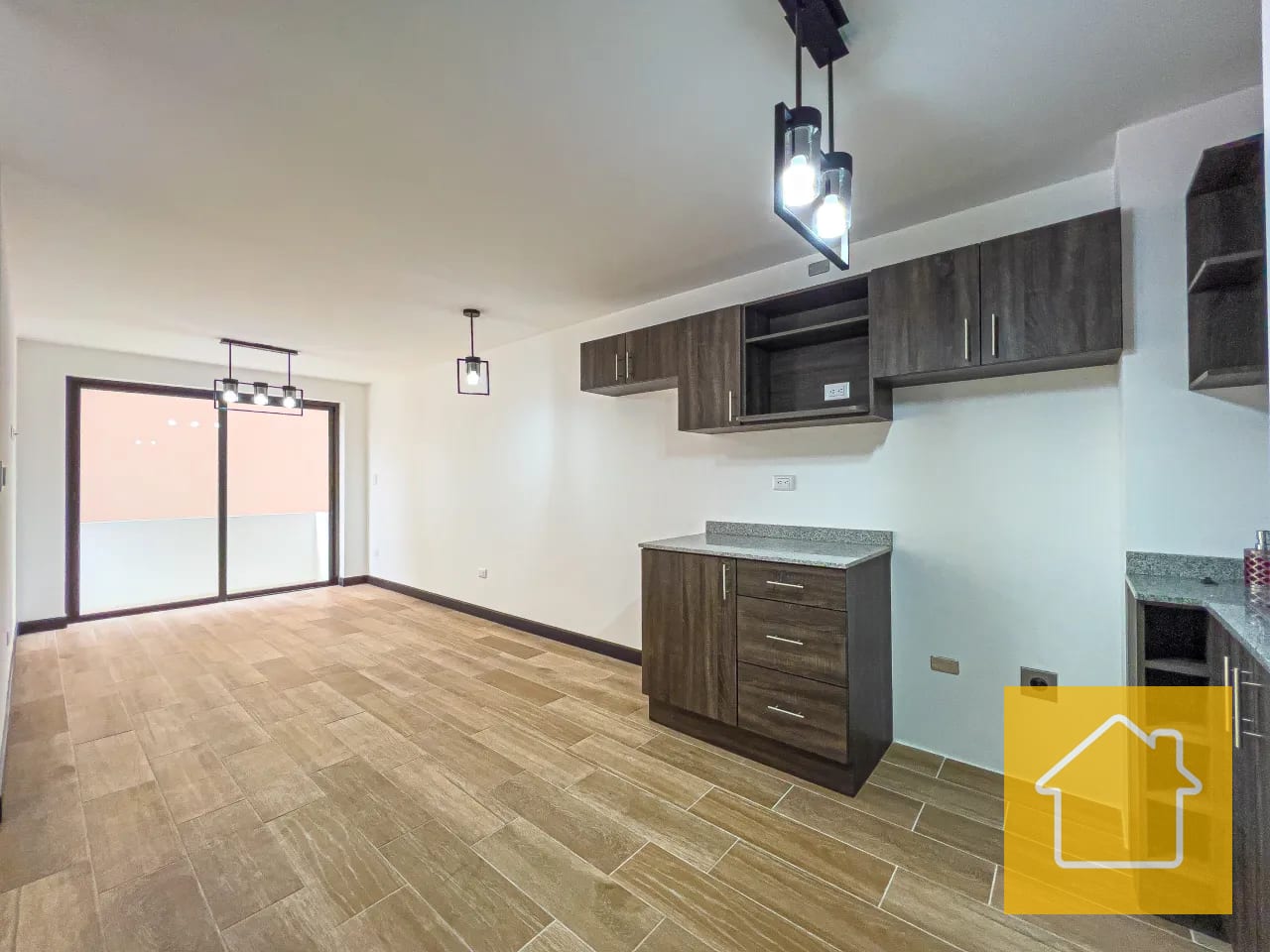 Apto Disponible en Petápolis Zona 12 Cerca de la Usac Renta Inmediata — Apartamento en Alquiler en Petápolis, Zona 12, Guatemala, Ciudad — foto 17 de 17