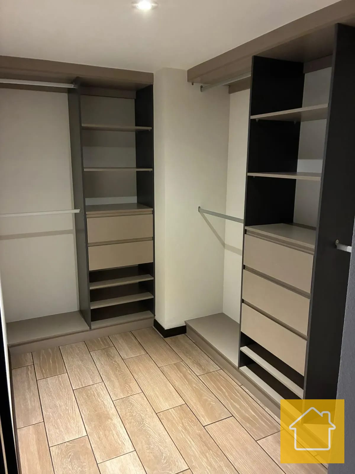Amplio Apartamento en San Isidro 2021 Zona 16 Universitarios o Familia — Apartamento en Alquiler en San Isidro 20/21, Zona 16, Guatemala, Ciudad — foto 7 de 12