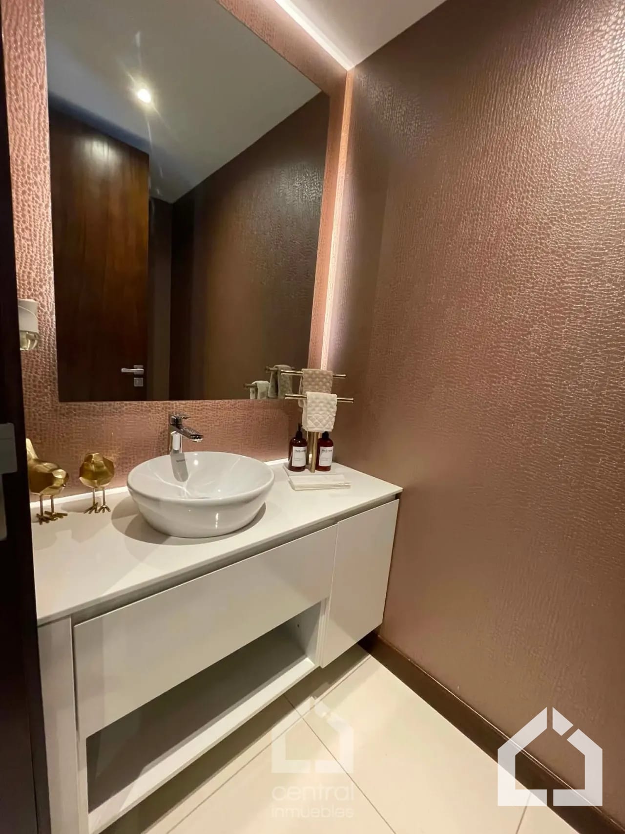 Exclusivo apartamento en renta de 3 habitaciones en Vasanta zona 10 — Apartamento en Alquiler en Vasanta, Zona 10, Guatemala, Ciudad — foto 11 de 17