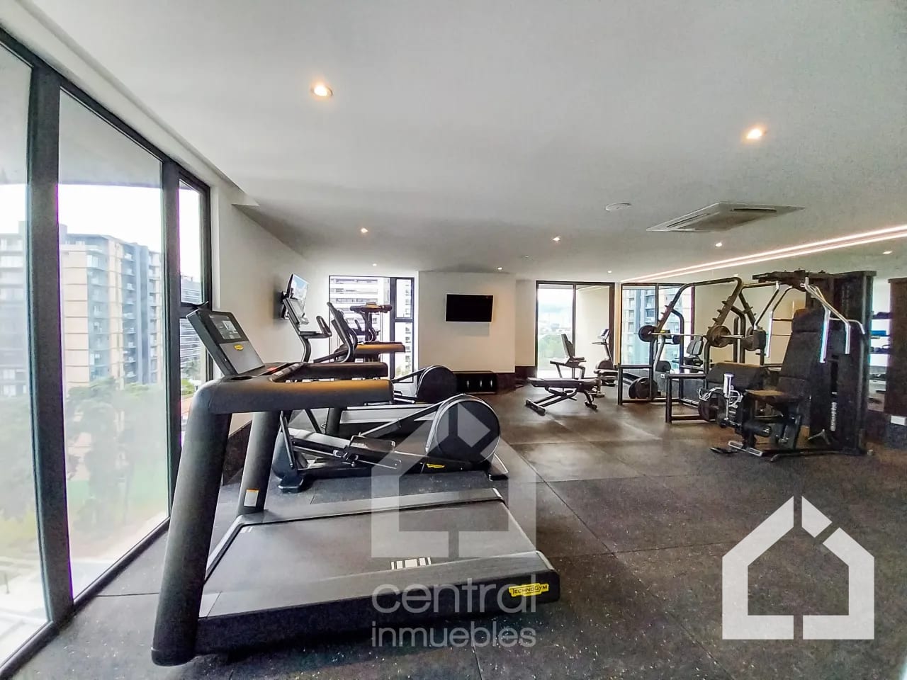 Exclusivo apartamento en renta de 3 habitaciones en Vasanta zona 10 — Apartamento en Alquiler en Vasanta, Zona 10, Guatemala, Ciudad — foto 14 de 17