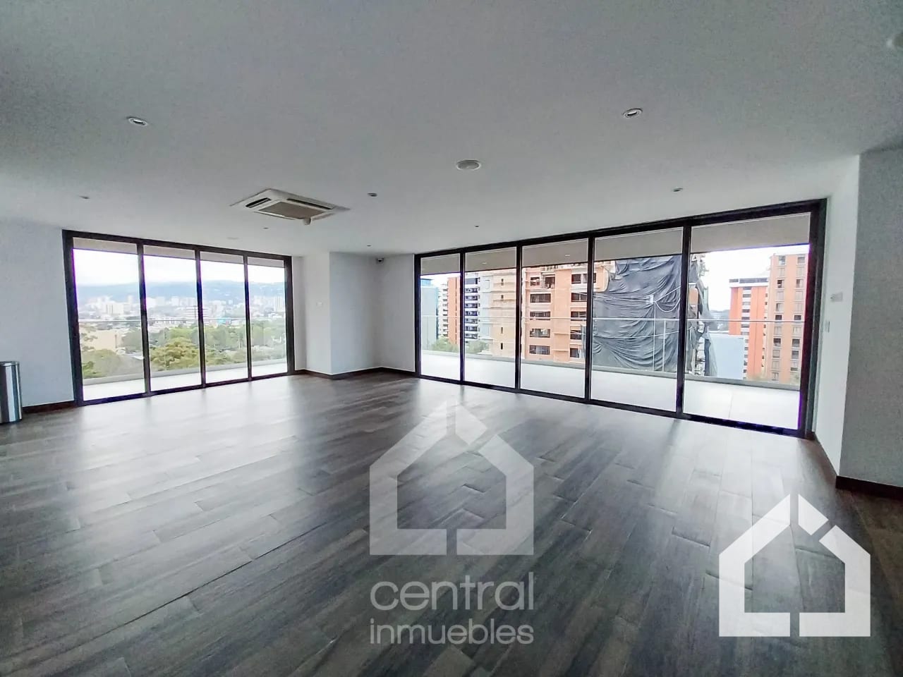 Exclusivo apartamento en renta de 3 habitaciones en Vasanta zona 10 — Apartamento en Alquiler en Vasanta, Zona 10, Guatemala, Ciudad — foto 16 de 17