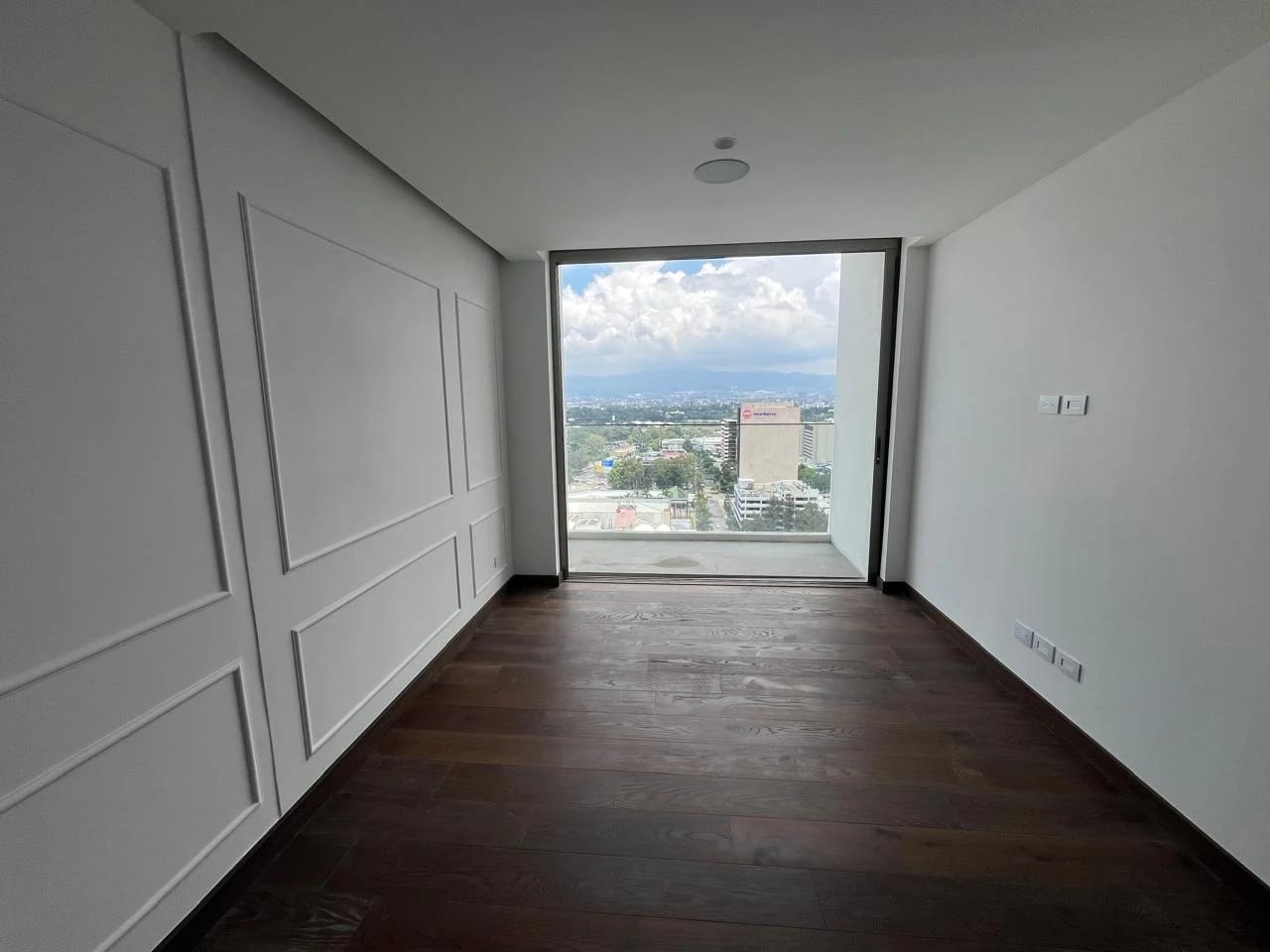 Apartamento para estrenar en Zona 10 — Apartamento en Venta en Atarah, Zona 10, Guatemala, Ciudad — foto 4 de 17