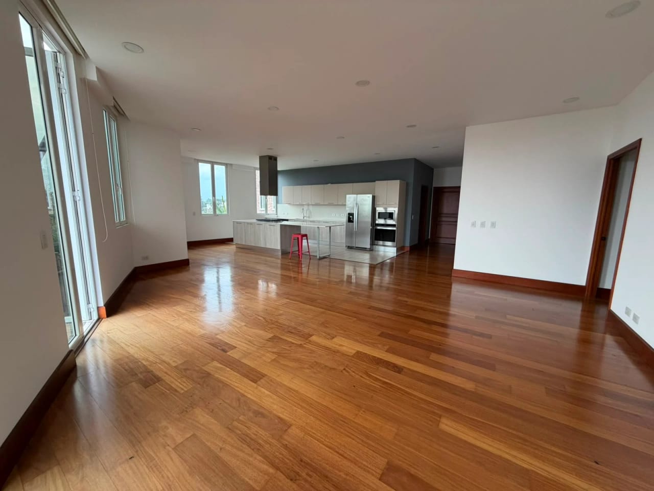 Apartamento en renta zona 15 VH1 — Apartamento en Alquiler en Itaca, Zona 15, Guatemala, Ciudad — foto 15 de 17