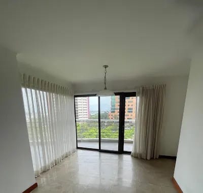 Apartamento en Renta Tadeus – Zona 14 — Apartamento en Venta en Tadeus, Zona 14, Guatemala, Ciudad — foto 3 de 17
