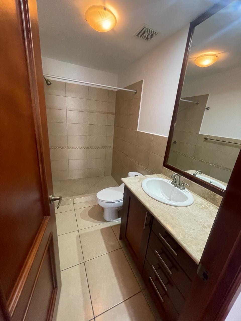 Apartamento en Renta Botticelli – Zona 15 — Apartamento en Alquiler en Botticelli, Zona 15, Guatemala, Ciudad — foto 3 de 17
