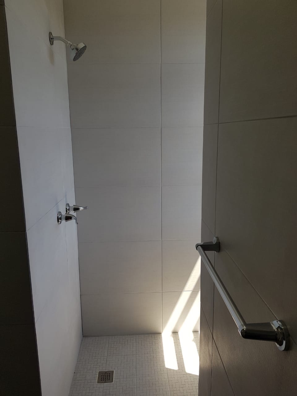 Apartamento en Renta – Edificio Santorini, Zona 14 — Apartamento en Alquiler en Santorini, Zona 14, Guatemala, Ciudad — foto 9 de 10