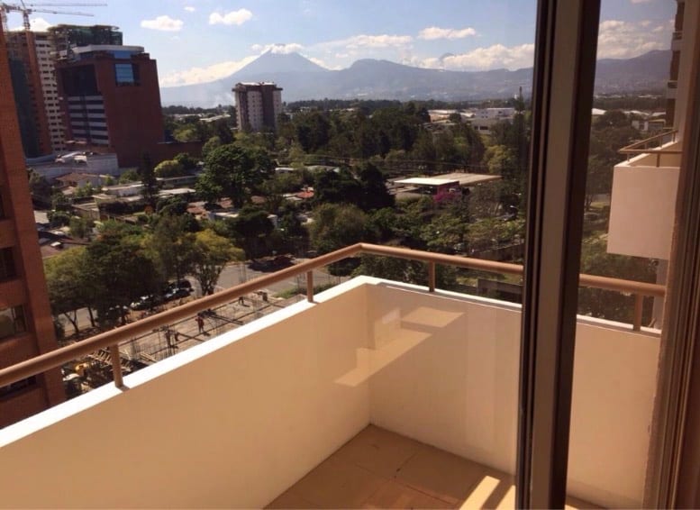 Apartamento en Renta | Torre Quattro – Zona 14 — Apartamento en Alquiler en Torre Quattro, Zona 14, Guatemala, Ciudad — foto 1 de 8