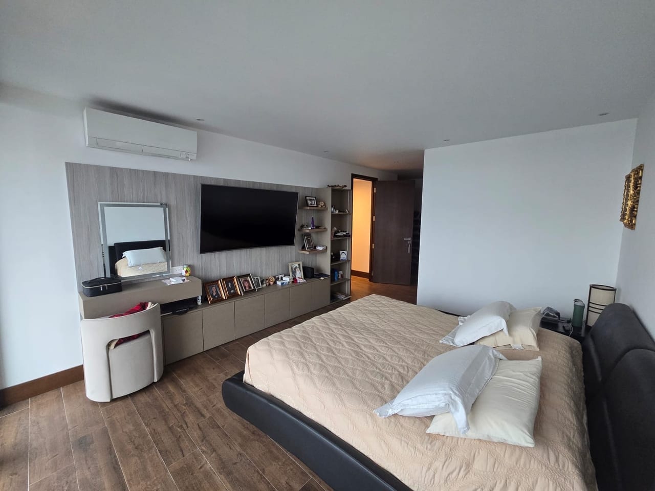 Apartamento en venta - Gaura | Nivel alto con vista a volcanes — Apartamento en Venta en Gaura, Zona 15, Guatemala, Ciudad — foto 12 de 17