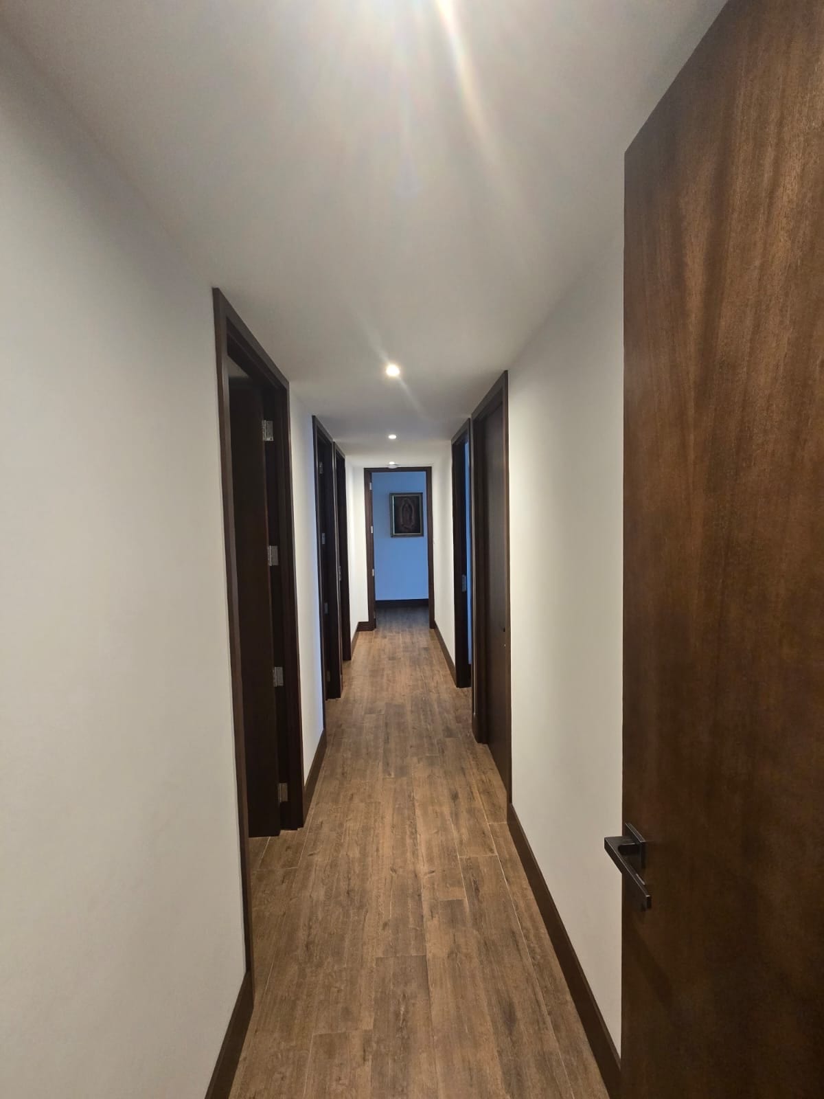Apartamento en venta - Gaura | Nivel alto con vista a volcanes — Apartamento en Venta en Gaura, Zona 15, Guatemala, Ciudad — foto 13 de 17