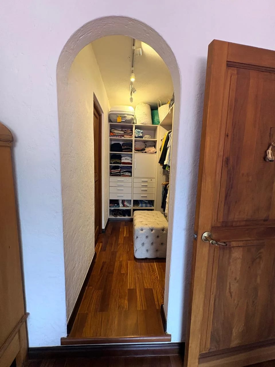 Apartamento amplio recién remodelado en Zona 15, VH 1 — Apartamento en Venta en Vista Hermosa I, Zona 15, Guatemala, Ciudad — foto 10 de 12
