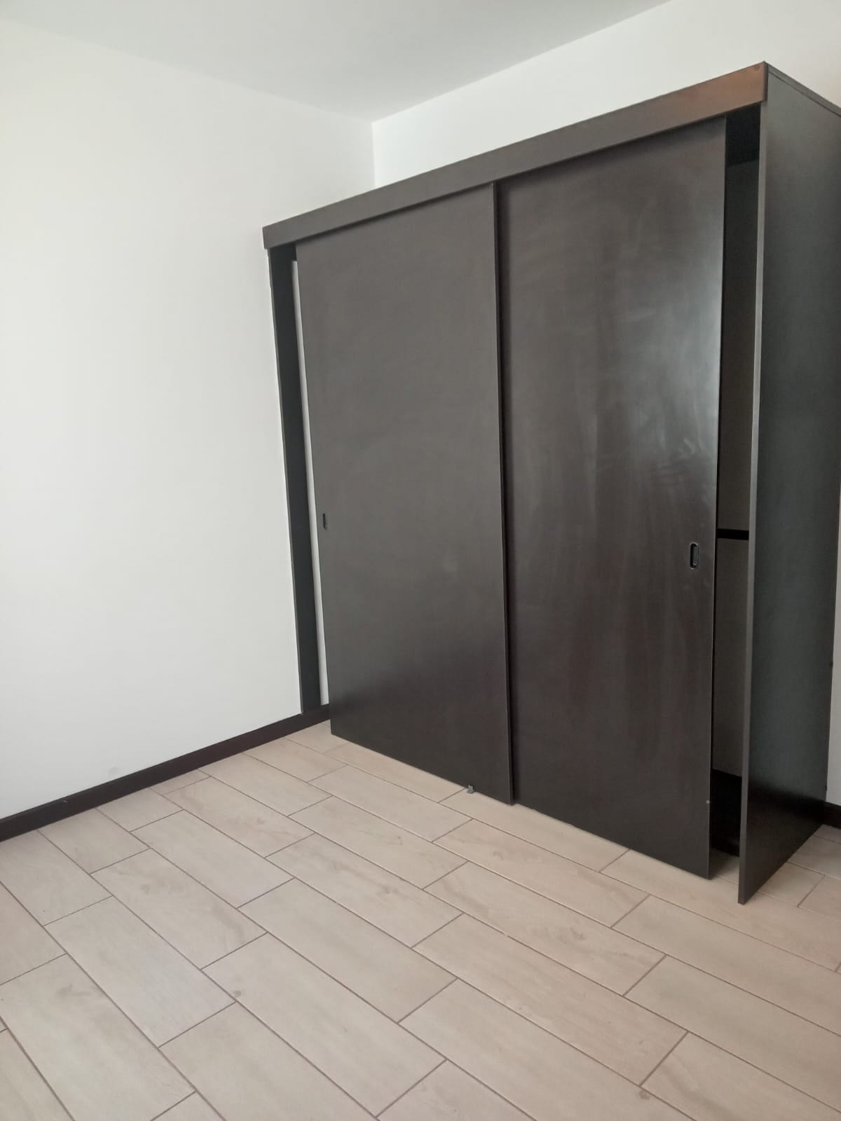Apartamento en venta – Almoreto Villas Km 14.5 CAES — Apartamento en Venta en Almoretto, Carretera a El Salvador, Guatemala, Ciudad — foto 13 de 16