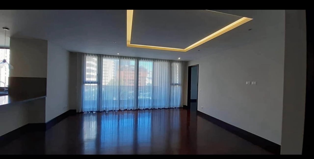 Venta de apartamento en zona 14 — Apartamento en Venta en Zona 14, Guatemala, Ciudad — foto 1 de 5