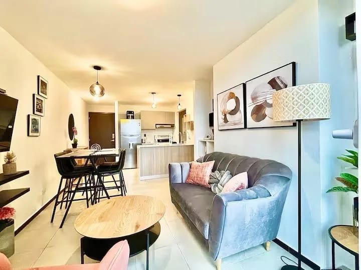 Lindo apartamento de 2 habitaciones, amueblado en venta en zona 11 — Apartamento en Venta en Parque San Jorge, Zona 11, Guatemala, Ciudad — foto 1 de 10