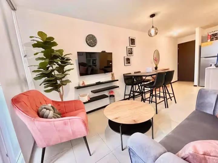 Lindo apartamento de 2 habitaciones, amueblado en venta en zona 11 — Apartamento en Venta en Parque San Jorge, Zona 11, Guatemala, Ciudad — foto 3 de 10