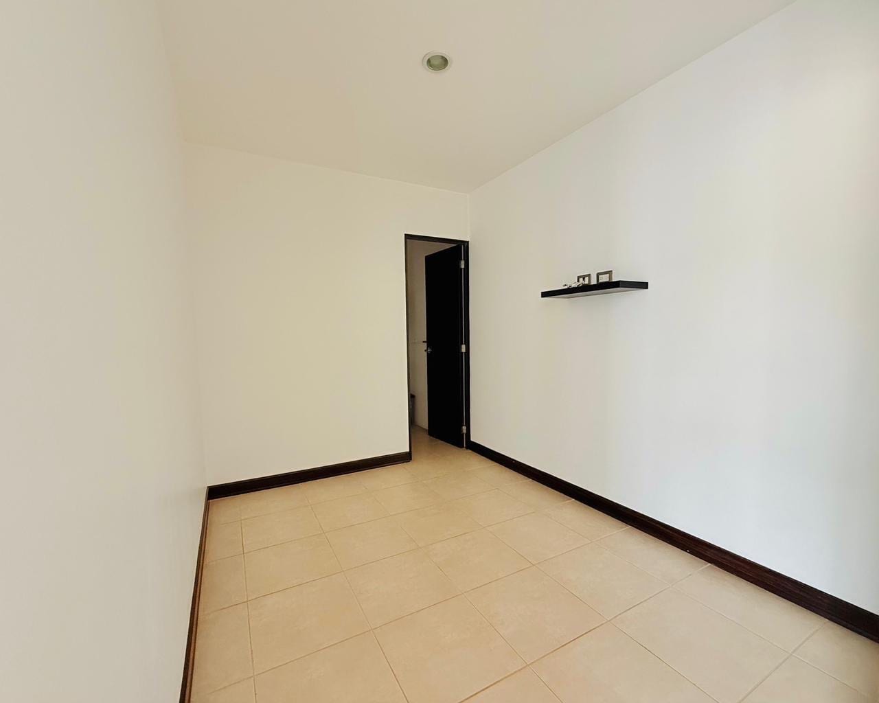 Apartamento en venta CAES — Apartamento en Venta en Carretera a El Salvador, Guatemala, Ciudad — foto 5 de 16