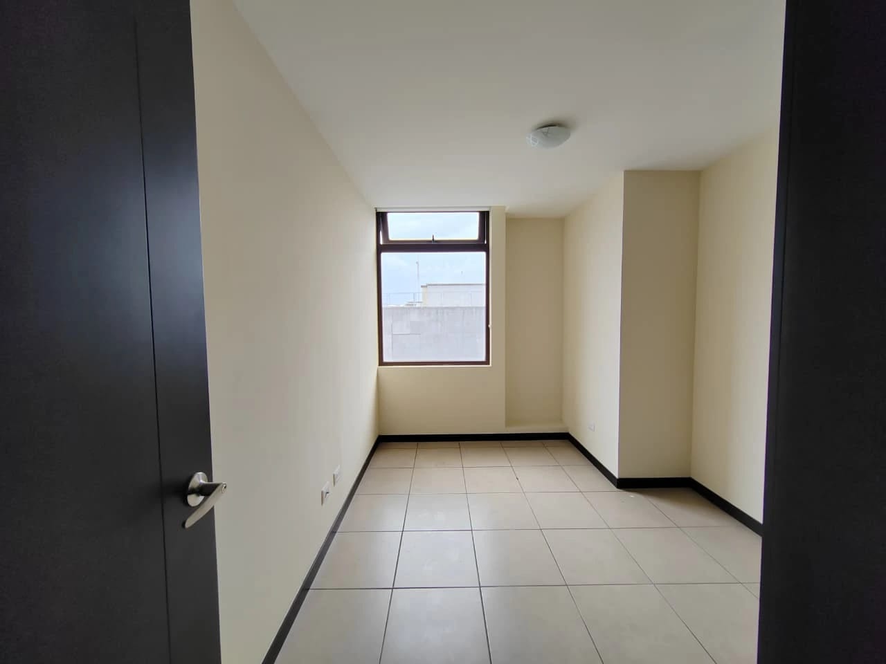 Céntrico Apartamento en Venta en Torre Barcelona Zona 9 — Apartamento en Venta en Torre Barcelona, Zona 9, Guatemala, Ciudad — foto 3 de 6