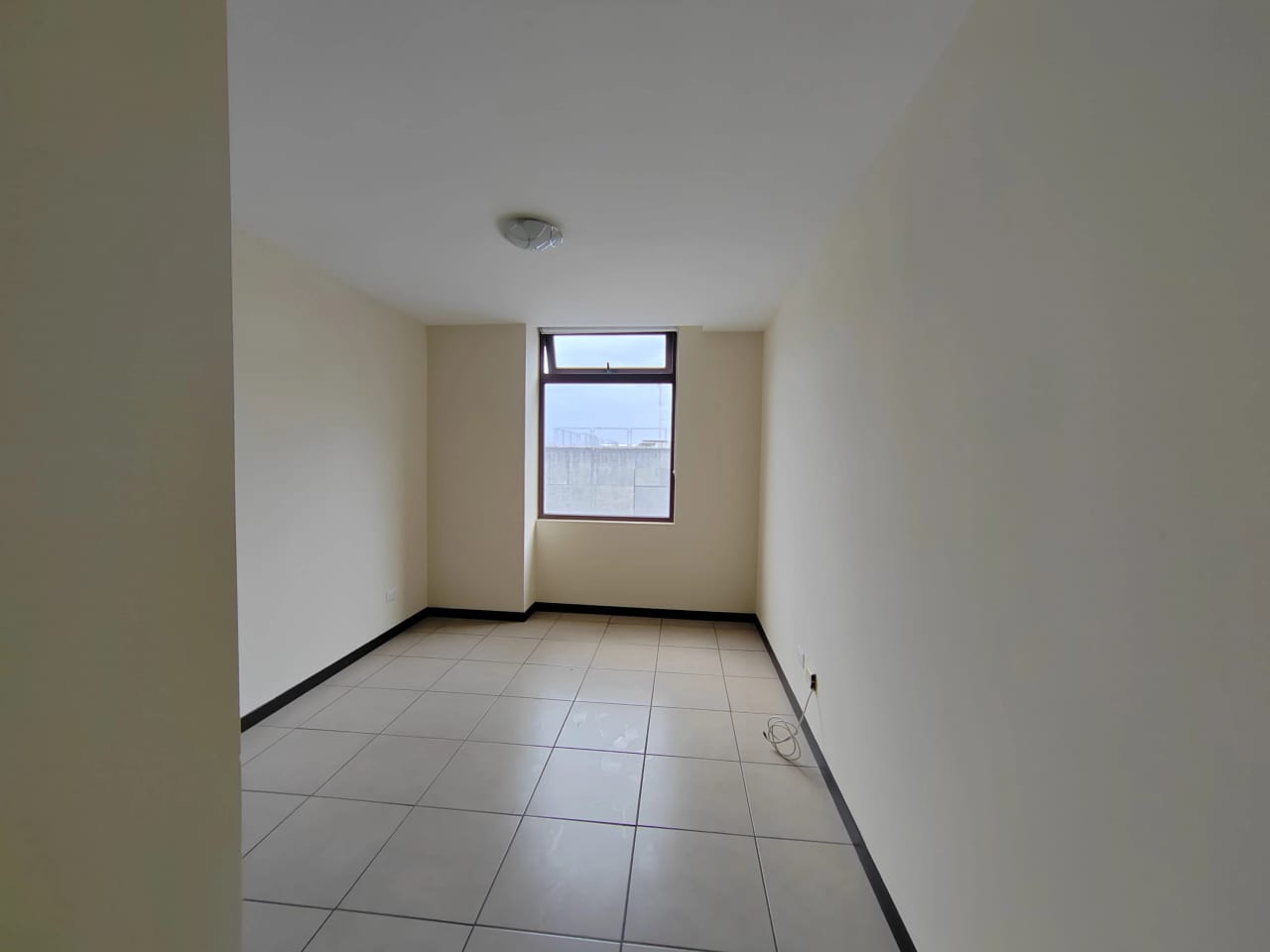 Céntrico Apartamento en Venta en Torre Barcelona Zona 9 — Apartamento en Venta en Torre Barcelona, Zona 9, Guatemala, Ciudad — foto 4 de 6