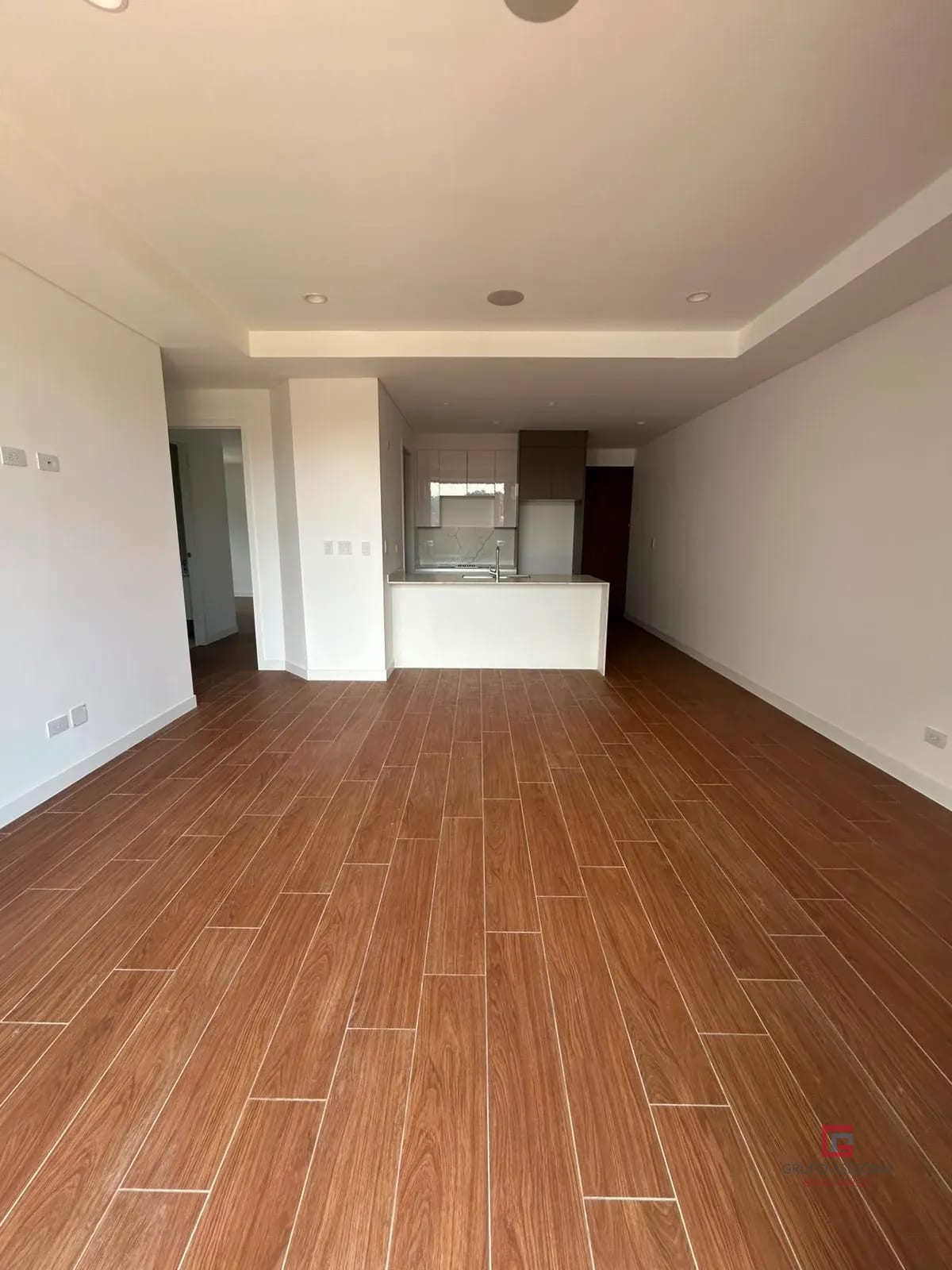 Espectacular apartamento en renta Ferré Diez — Apartamento en Alquiler en Ferré Diez, Zona 10, Guatemala, Ciudad — foto 1 de 16