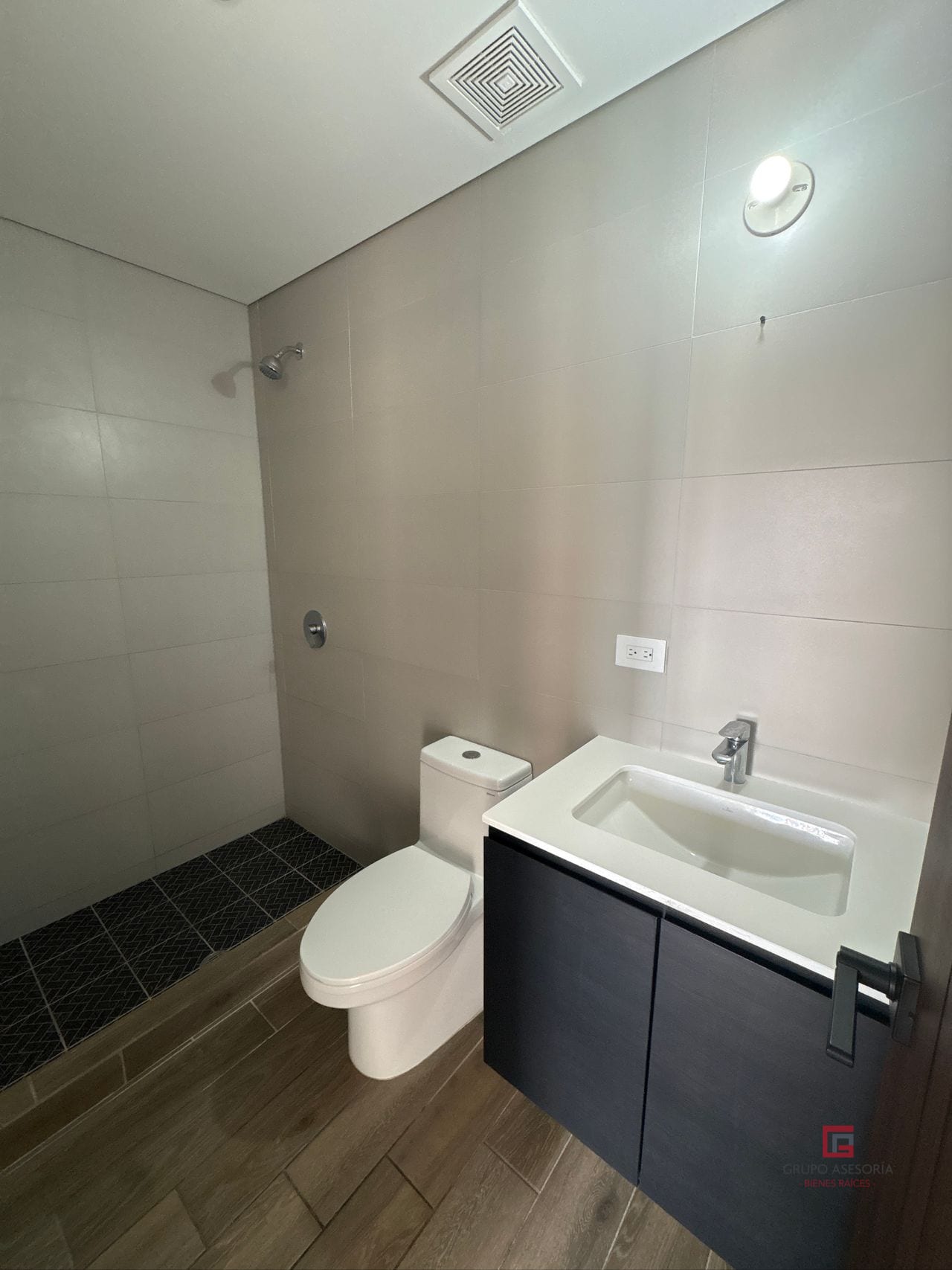 Ubicación privilegiada Apartamento en venta zona 4 — Apartamento en Venta en Séptimo, Zona 4, Guatemala, Ciudad — foto 5 de 16