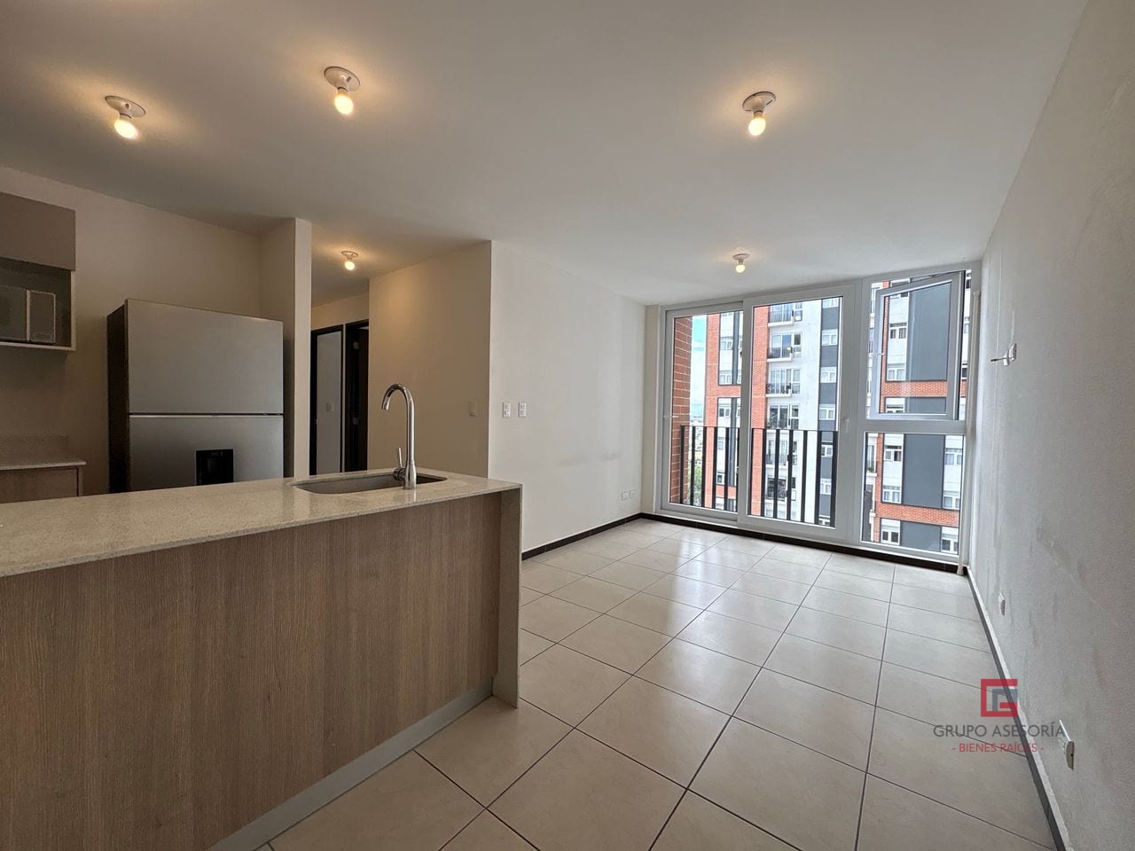 Apartamento en renta Parque San Jorge zona 11 — Apartamento en Alquiler en Parque San Jorge, Zona 11, Guatemala, Ciudad — foto 1 de 11
