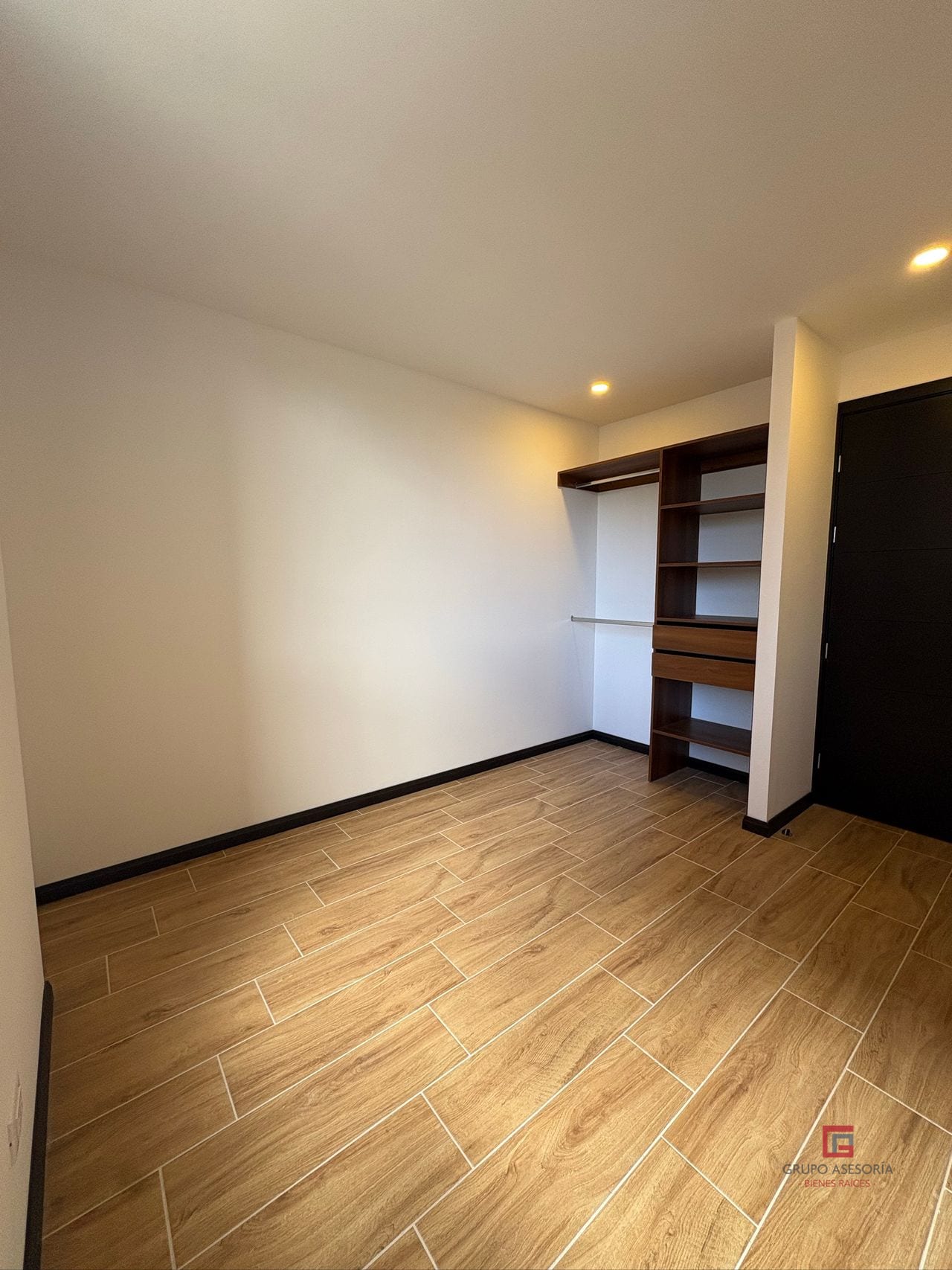 Apartamento nuevo en renta Essenza zona 13 — Apartamento en Alquiler en Essenza, Zona 13, Guatemala, Ciudad — foto 5 de 17