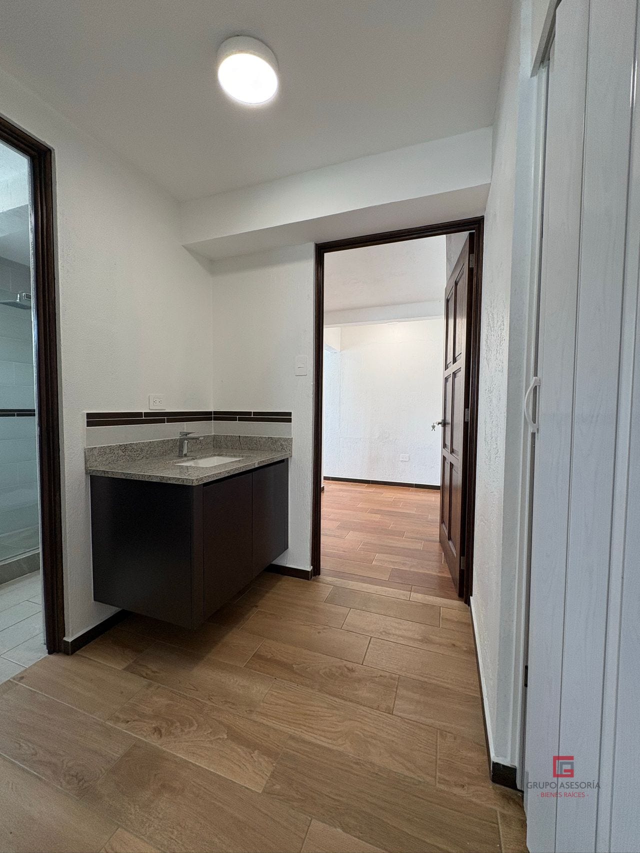 Apartamento en renta Montesano zona 16 — Apartamento en Alquiler en Zona 16, Guatemala, Ciudad — foto 10 de 11