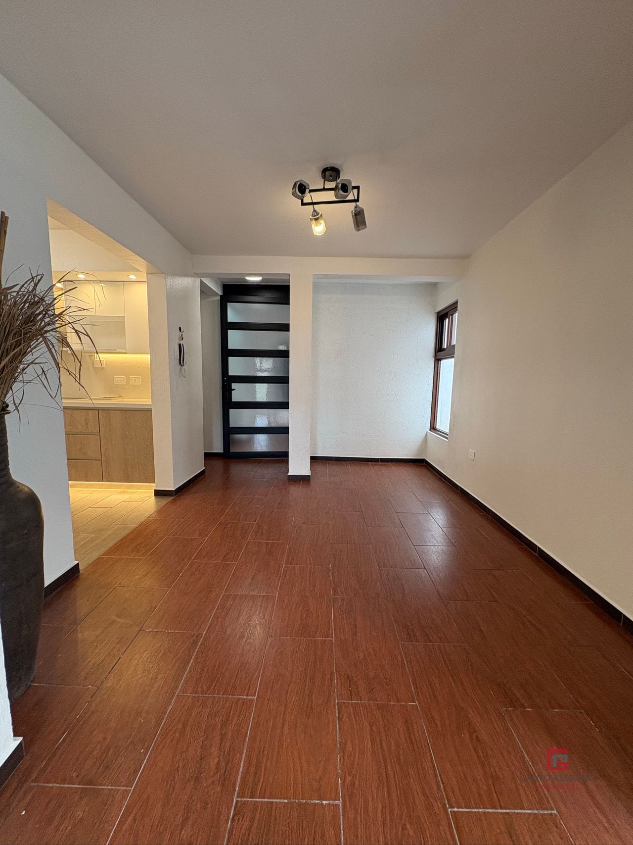 Apartamento en renta Montesano zona 16 — Apartamento en Alquiler en Zona 16, Guatemala, Ciudad — foto 2 de 11