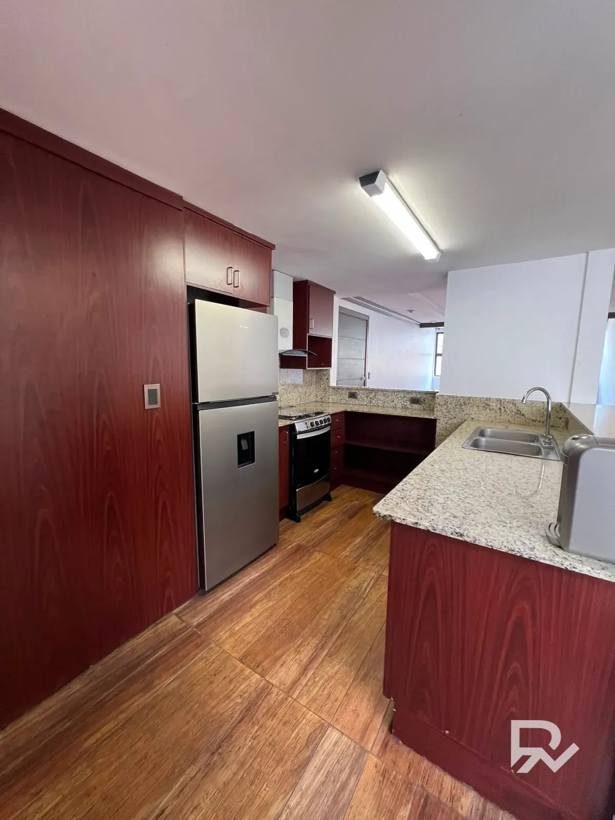 Apartamento en renta en La Villa, Zona 14 Ubicación estratégica — Apartamento en Alquiler en Zona 14, Guatemala, Ciudad — foto 12 de 13