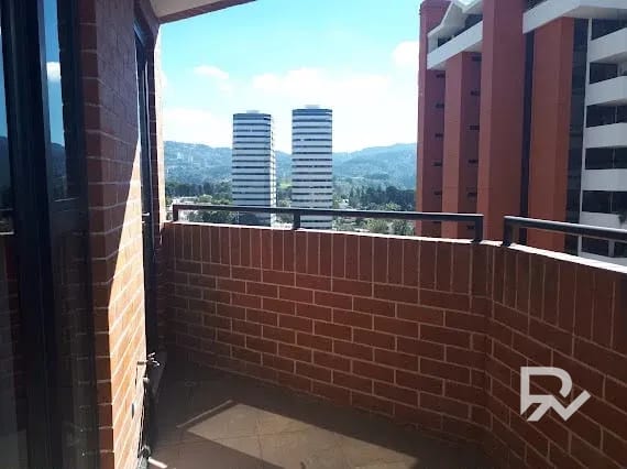 Apartamento en Renta – Edificio Torre Condesa Zona 14 — Apartamento en Alquiler en Zona 14, Guatemala, Ciudad — foto 4 de 7