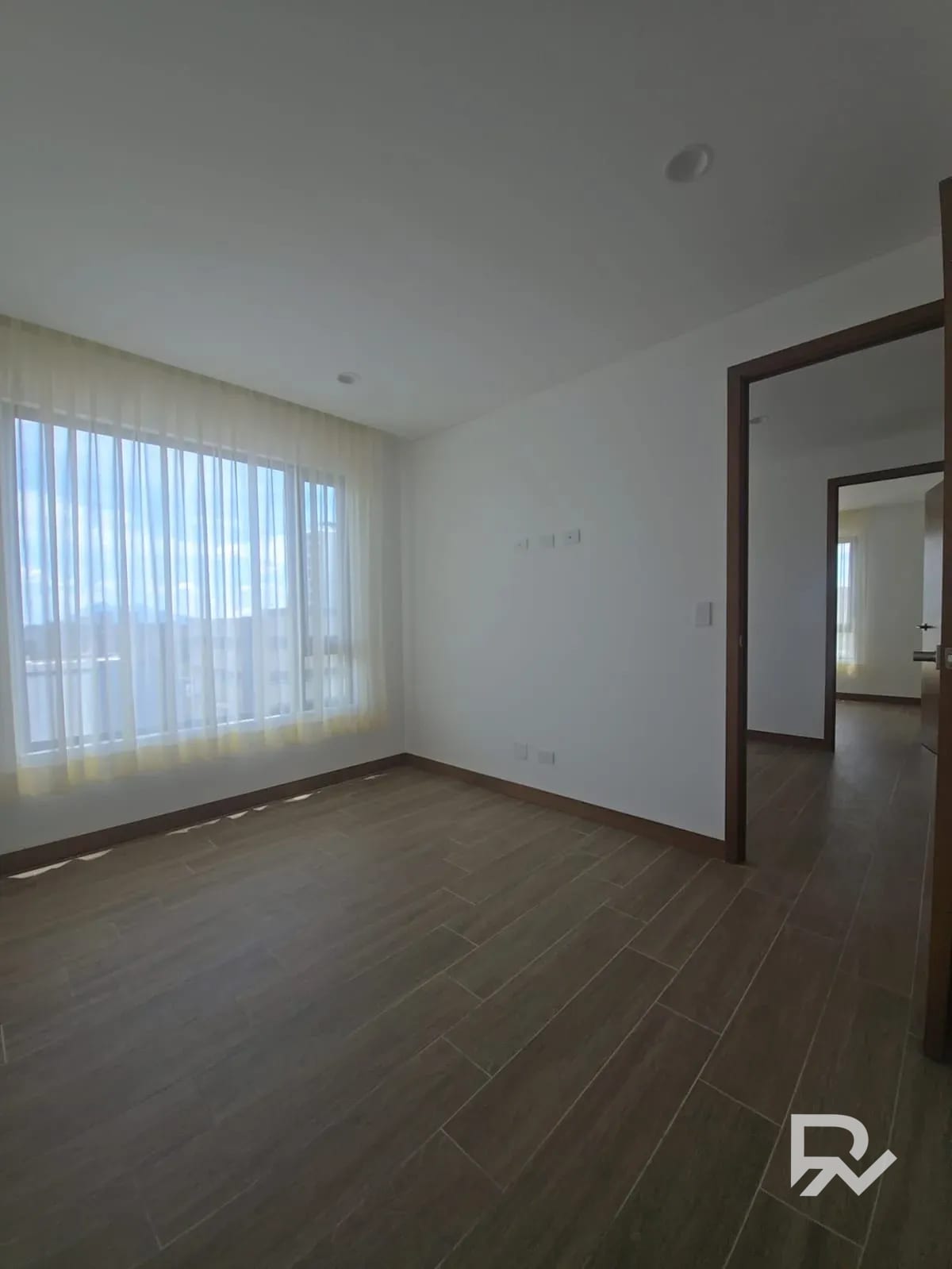 Alquiler de apartamento en Ferre Diez de 3 habitaciones — Apartamento en Alquiler en Zona 10, Guatemala, Ciudad — foto 6 de 13