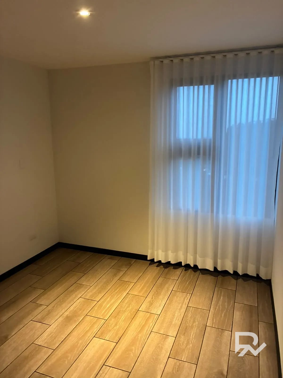 Apartamento para estrenar en alquiler San Isidro 20-21, Zona 16 — Apartamento en Alquiler en San Isidro 20/21, Zona 16, Guatemala, Ciudad — foto 9 de 10