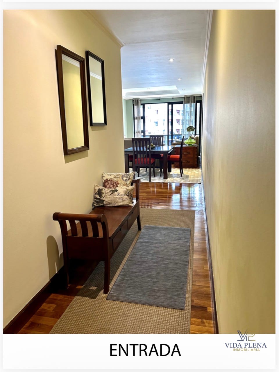 Renta de Apartamento Amueblado Altos de Santa Clara Z.10 — Apartamento en Alquiler en Altos de Santa Clara, Zona 10, Guatemala, Ciudad — foto 1 de 12