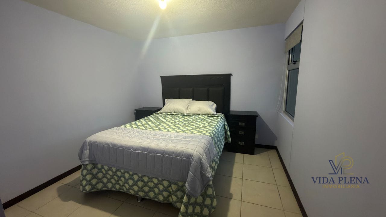 Renta de Apartamento Amueblado/condado Naranjo — Apartamento en Alquiler en Condado Naranjo, Zona 4 Mixco, Guatemala, Ciudad — foto 4 de 11