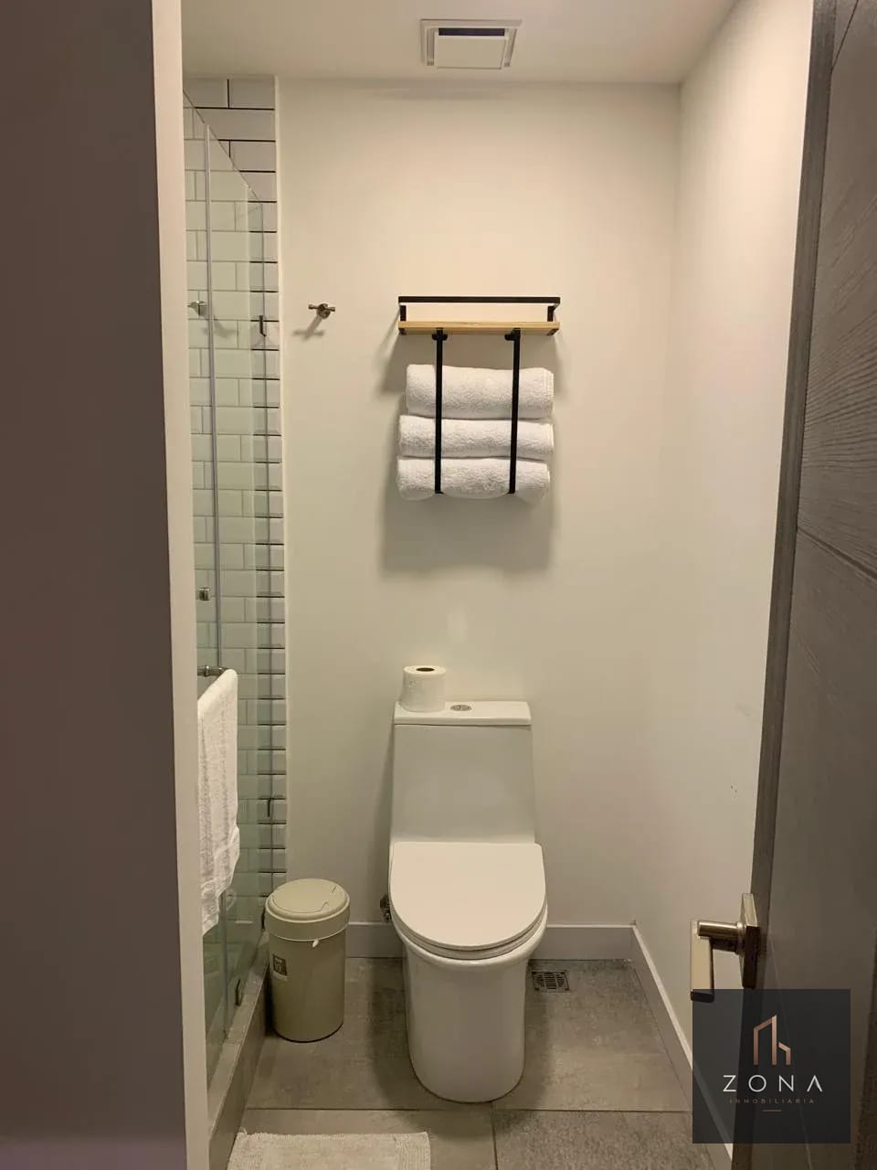 Apartamento, Z4 — Apartamento en Alquiler en Zona 4, Guatemala, Ciudad — foto 3 de 5