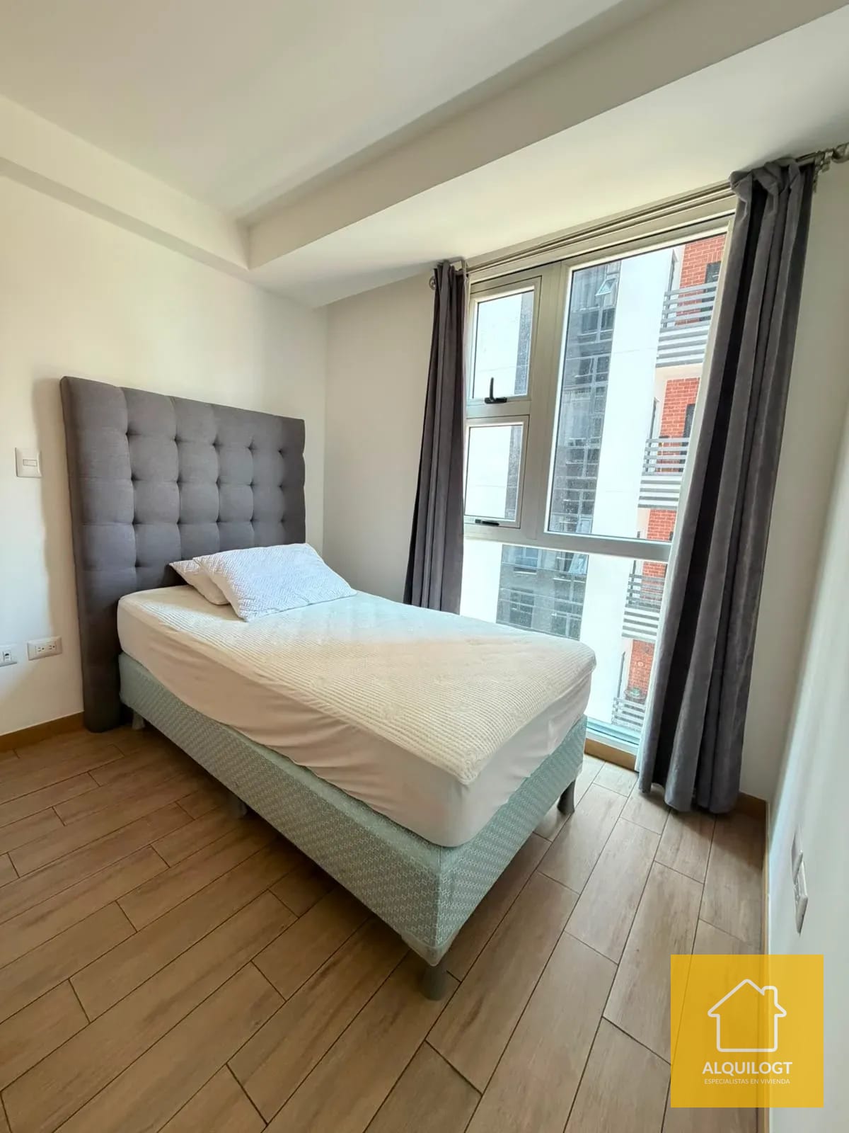 Apartamento Amueblado los Próceres Zona 10 de 2 Hab AGT3085 — Apartamento en Alquiler en City Haus, Zona 10, Guatemala, Ciudad — foto 12 de 12